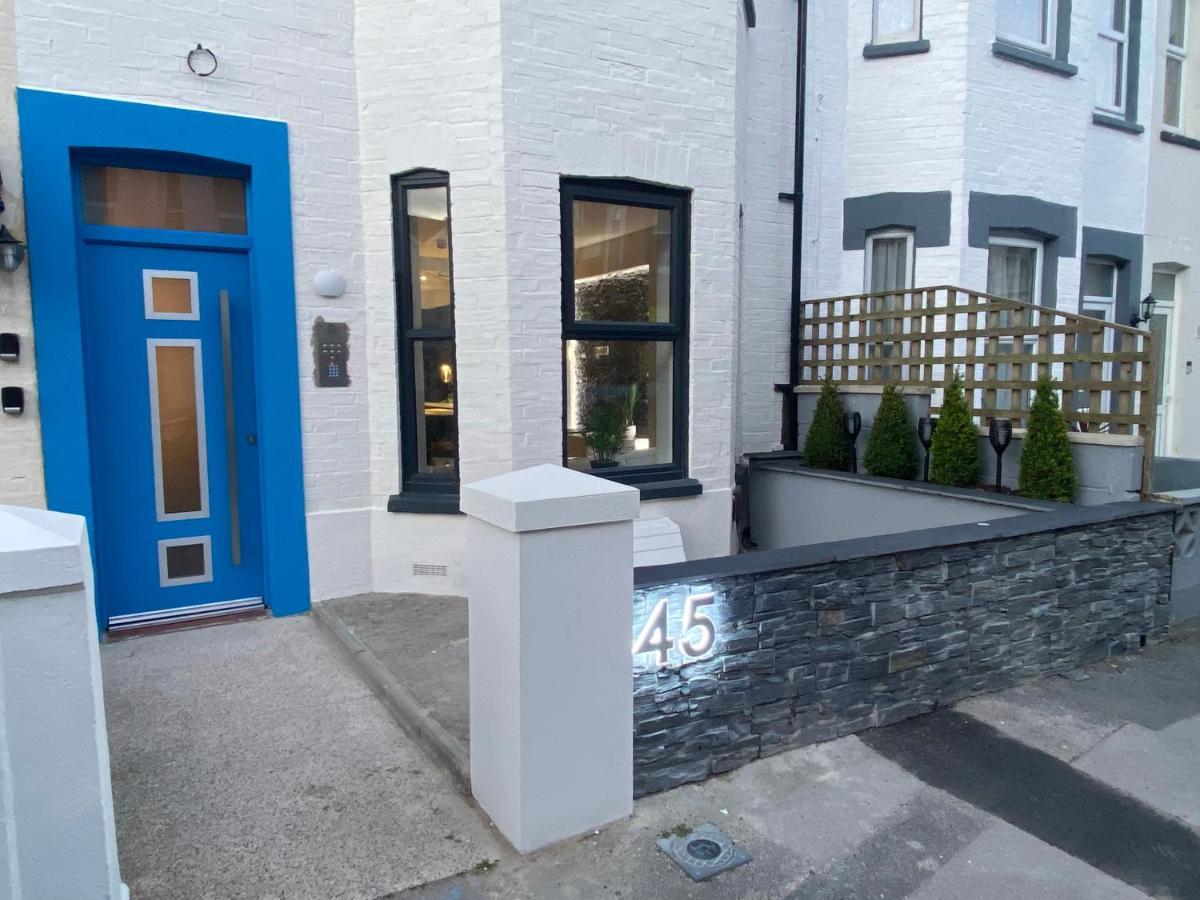 Coastline Retreats - Cloud9: Seafront Ensuite Rooms with Netflix Bournemouth Exterior photo